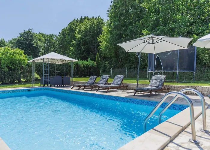 펜션 Donada By Interhome Nedeščina