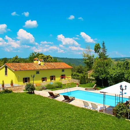 Donada By Interhome