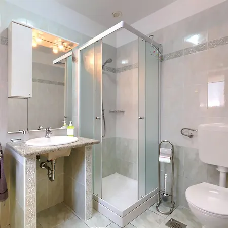Holiday home Donada - Lbn347