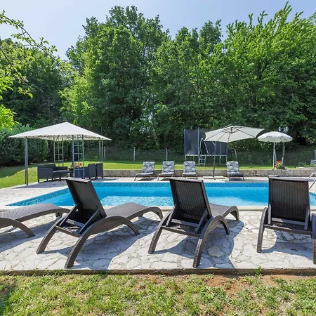 Donada - Lbn347 Holiday home